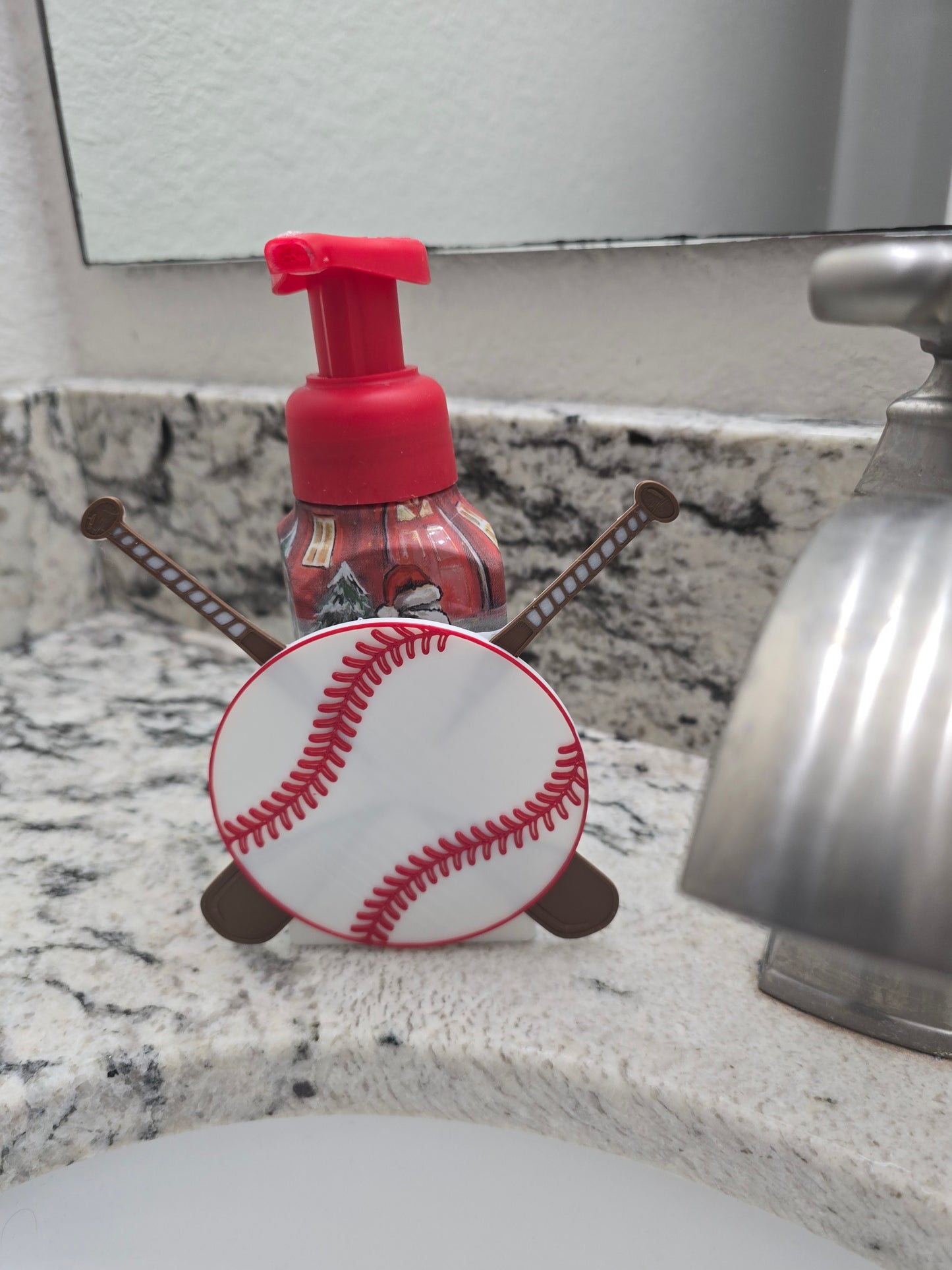 Baseball B&BW Soap Holder